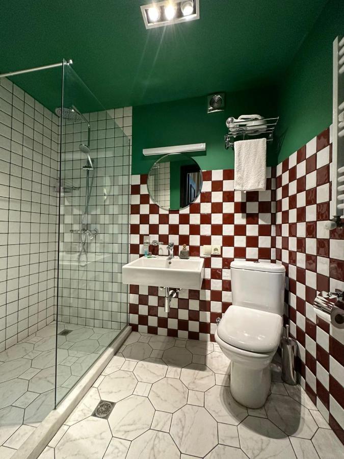 Local Hotel Tbilisi ภายนอก รูปภาพ